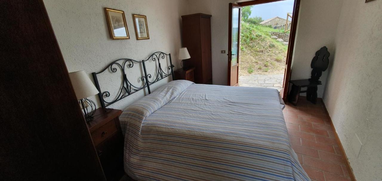 Poloturisticoumbria Rustico Con Piscina Vista Lago Passignano sul Trasimeno Eksteriør billede