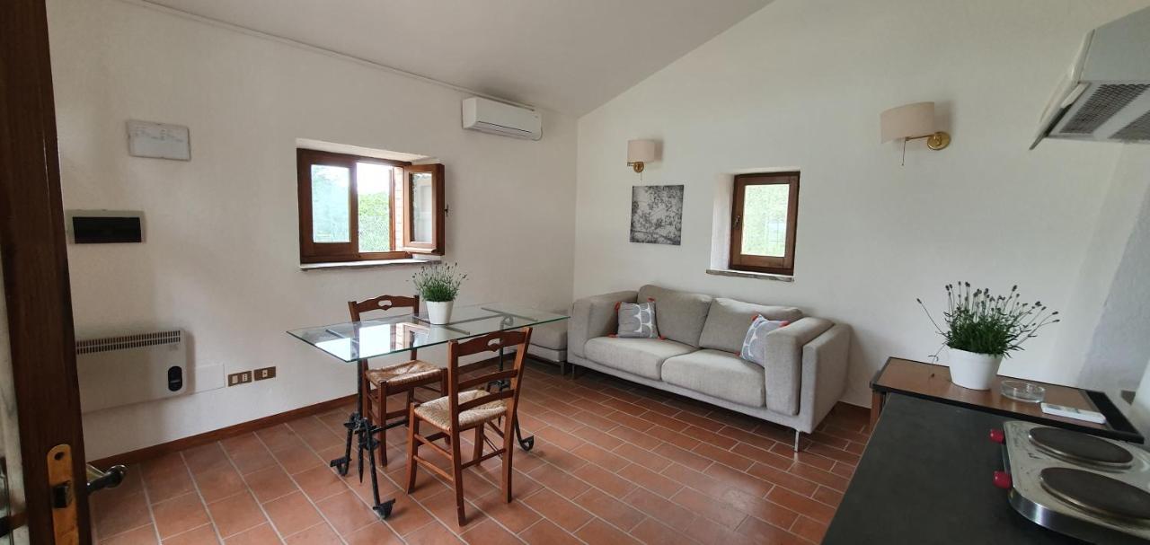 Poloturisticoumbria Rustico Con Piscina Vista Lago Passignano sul Trasimeno Eksteriør billede